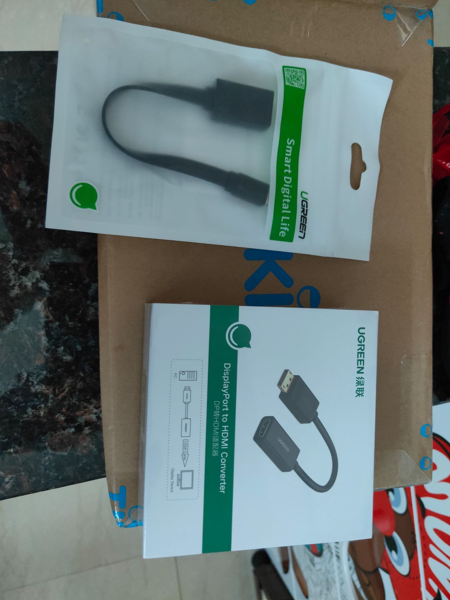 Hàng chính hãng, chất liệu chắc chắn. Ban đầu cắm vào đt ko nhận, nghĩ là bị lỗi, nhưng vào setting bật OTG mới dùng dc. Sử dụng tốt với usb, gamepad. Nên mua.