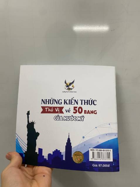 Hình ảnh rất là chi tiết, nội dung rất hài hước và thú vị con mình rất thích đọc cái này