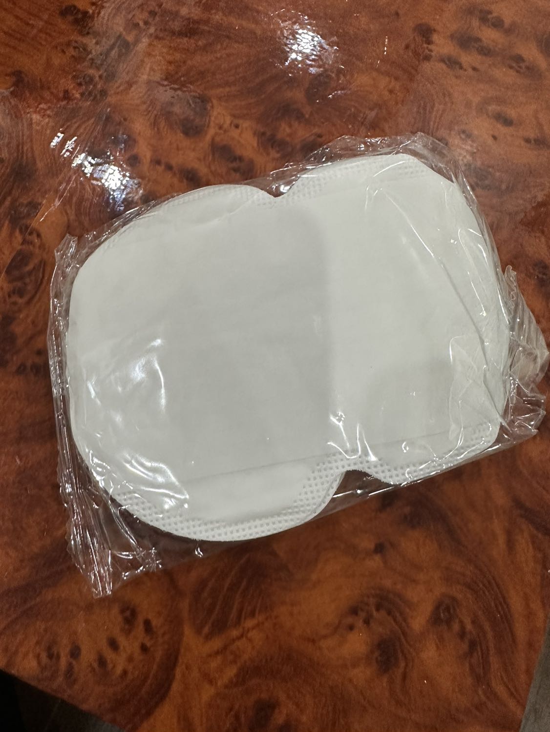 Người bán không đưa đúng mẫu khách cần