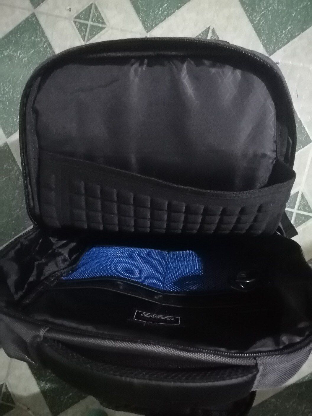 Ôi giòi ơi phải nói là tôi chọn đúng brand luôn í vừa đẹp sang - xịn - Xinh nhá . Ai do dự chốt đê kh phải lo đâu các bác !! ? yêu lắm có cả thư và sticker yêu lắm nhìu nữa , ngăn cũng to , đủ đựng có chống sốc nhaa !! Ôi giòi ơi phải nói là tôi chọn đúng brand luôn í vừa đẹp sang - xịn - Xinh nhá . Ai do dự chốt đê kh phải lo đâu các bác !! ? yêu lắm có cả thư và sticker yêu lắm nhìu nữa , ngăn cũng to , đủ đựng có chống sốc nhaa !!