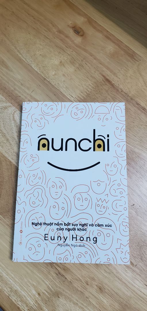 sách được viết đơn giản, dễ đọc. tiki giao hàng nhanh, đóng gói cẩn thân