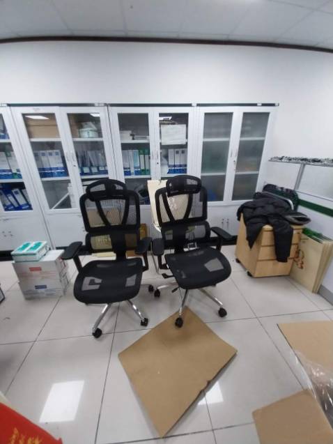 Thêm một lần tin tưởng ở Shop quen và không làm mình thất vọng, chất lượng ghế tốt, ghế có khá nhiều tính năng hay ho
Độ uy tín và dịch vụ shop này không phải bàn các bác nhé! Thêm một lần tin tưởng ở Shop quen và không làm mình thất vọng, chất lượng ghế tốt, ghế có khá nhiều tính năng hay ho
Độ uy tín và dịch vụ shop này không phải bàn các bác nhé!