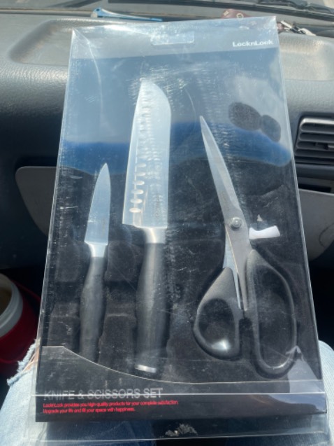 Mẫu mã đẹp . Chất lượng thì chưa biết ntn