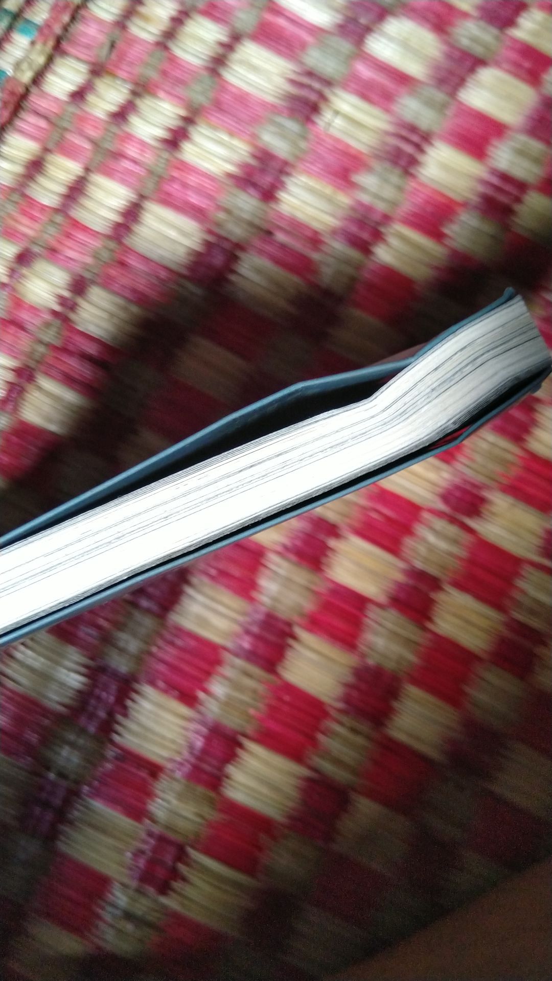 giao hàng đúng ngày, hài lòng, mở hàng ra thấy chất lượng quá là móp méo, thất vọng vô cùng