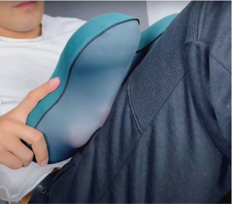 máy massage dùng rất thích. cả nhà mình ai cũng hài lòng sau khi sử dụng, đồng nghiệp thấy hay quá cũng đặt rồi. Sản phẩm oke lắm nhé!