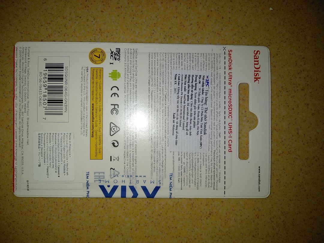 giao hàng rất nhanh, đặt chiều hôm qua và sáng nay đã nhận đc. Dung lượng đầy đủ. Hàng đóng gói cẩn thận. Nói chung là rất hài lòng. 5 sao ^^
