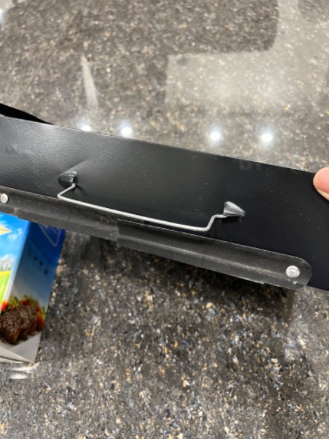 Bếp quá mỏng, móp méo và không sử dụng được