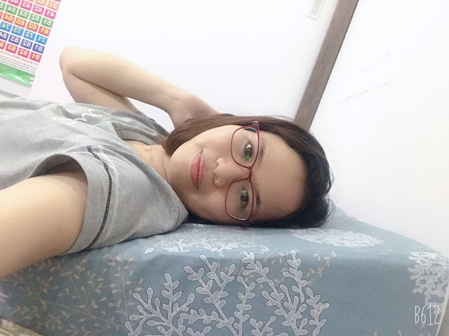 Gối êm nằm thoải mái dễ chịu, tưởng cao mà lại rất bình thường. Mới ngủ được 2 hôm đã bớt viêm họng, nghẹn cổ, nuốt vướng rất nhiều. Trước tiếc tiền mua phải hàng *** quảng cáo nhập khẩu Nhật Hàn gì đó mà nằm không nổi 1 đêm. Tiền nào của ấy chẳng sai tí nào