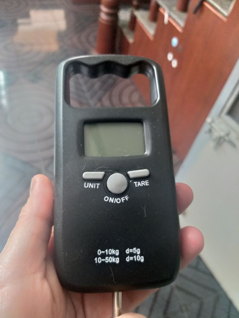 Cân nhạy, sản phẩm đạt yêu cầu sử dụng thông thường. Tiki giao hàng nhanh hơn dự kiến, đóng gói cẩn thận.