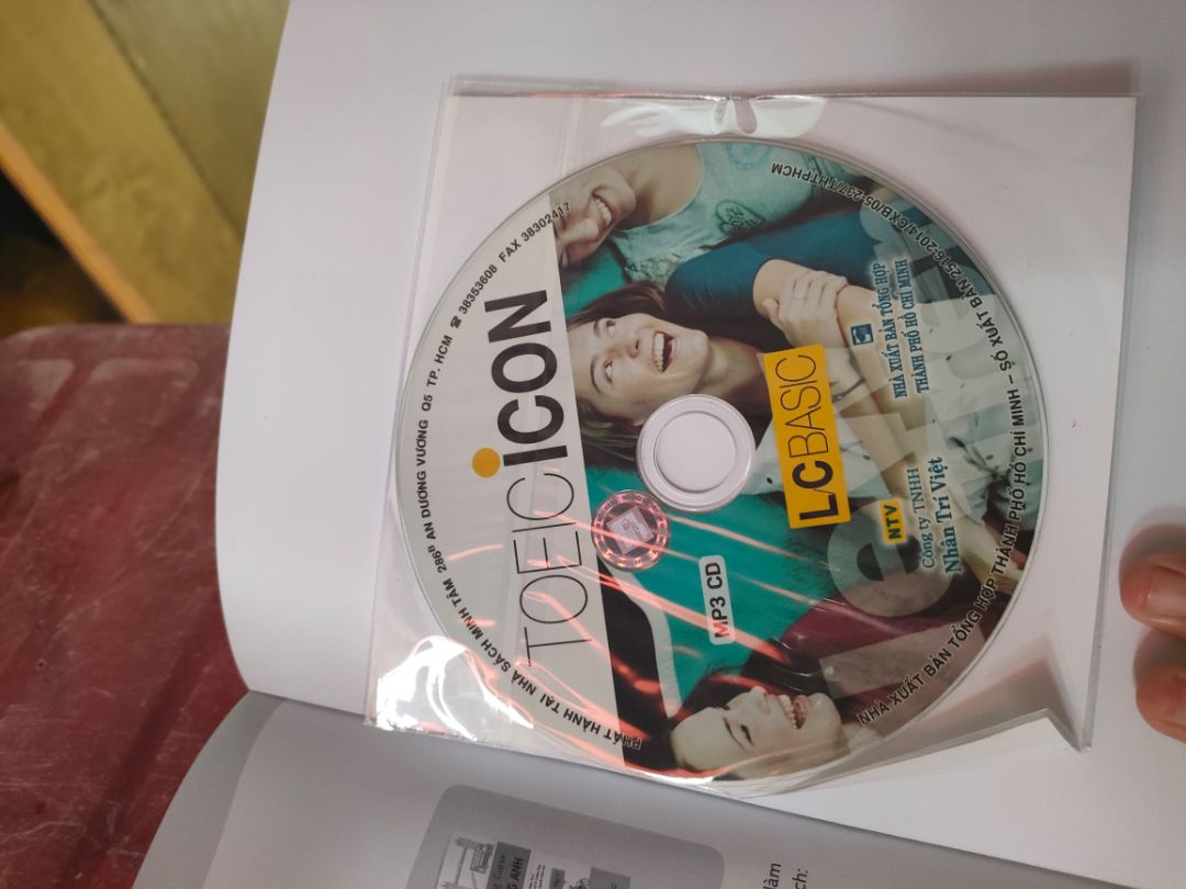 sách có kèm theo CD, mới .