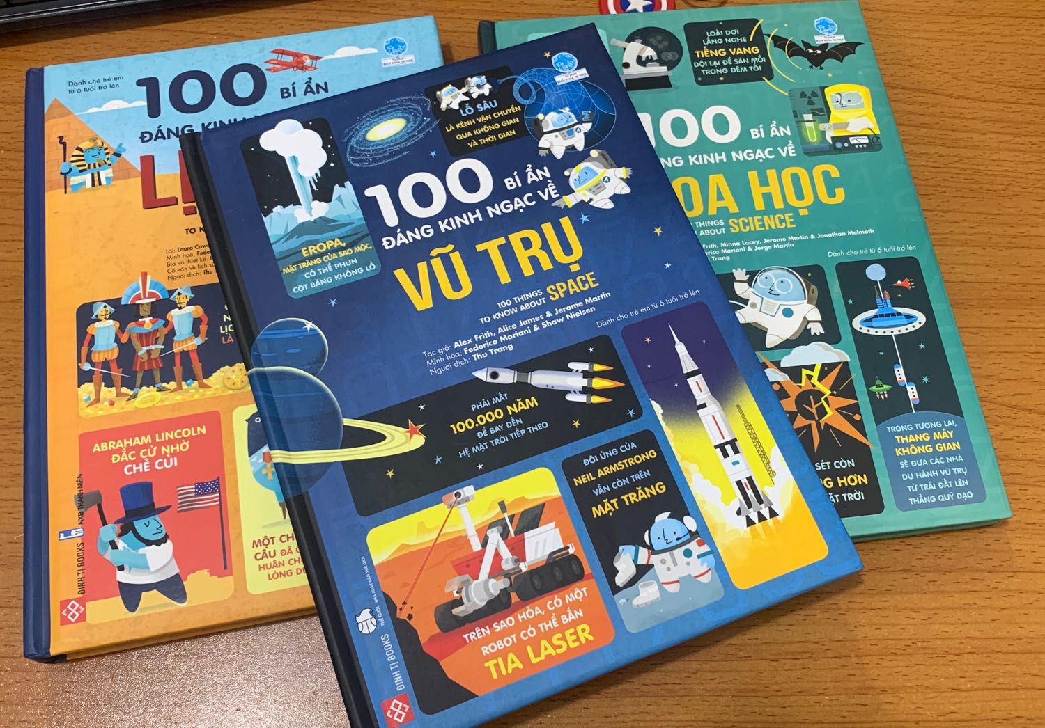 Series này thực sự quá đáng tiền. Trình bày cực kỳ thú vị, chất lượng giấy tốt, bìa cứng cáp. 
Sự kết hợp tuyệt vời của từ ngữ và hình ảnh tạo nên dòng kiến thức dễ hiểu, dễ dung nạp.