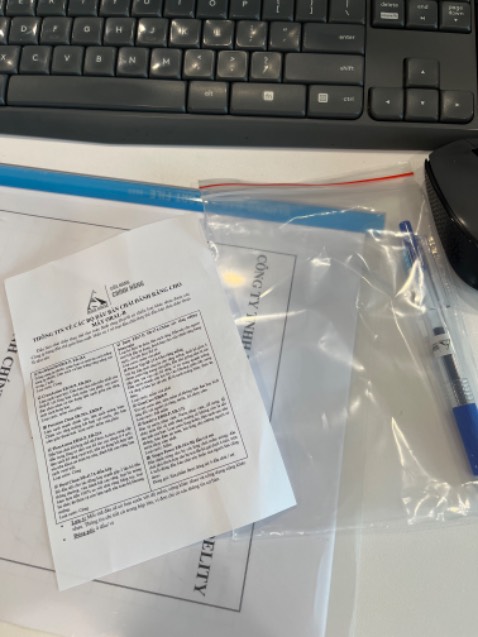 Bàn chải ok vừa với máy, giao hàng nhanh, có cả giấy rhoong tin về bàn chải tiện lợi cho người dùng. Còn đc tặng cả bút bi nữa. Sẽ ủng hộ shop