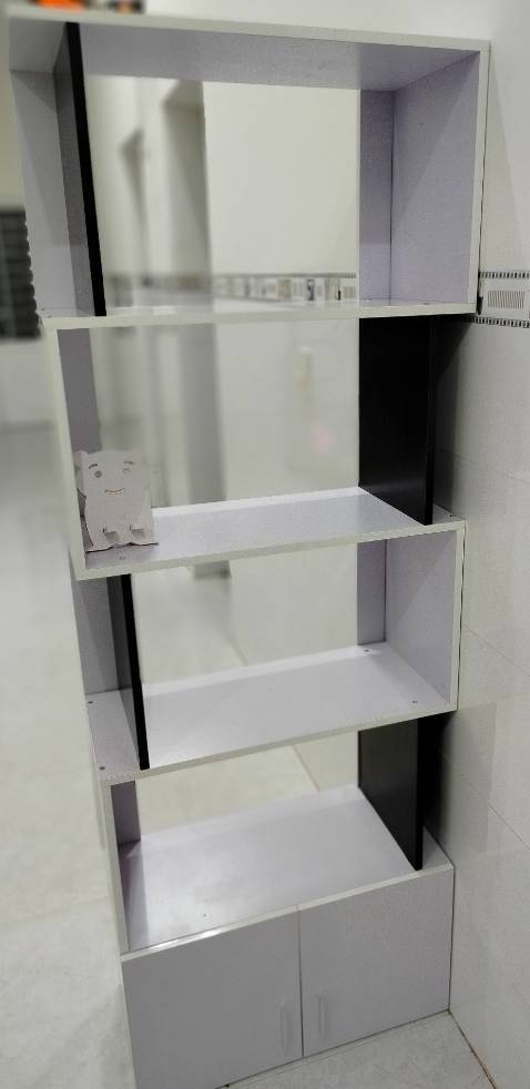 Sản phẩm ok trong tầm giá, tuy nhiên một số điểm vẫn trầy nhẹ ko đáng kể. Shop có hướng dẫn gửi theo nữa thì quá tốt, mình ko có hướng dẫn nên ráp sai ráp lại ốc sẽ ko dc chắc nếu chỉ bắn 1 lần duy nhất. Cho 4* để shop cải thiện tốt hơn nữa, tóm lại sản phẩm ok, dịch vụ tốt.