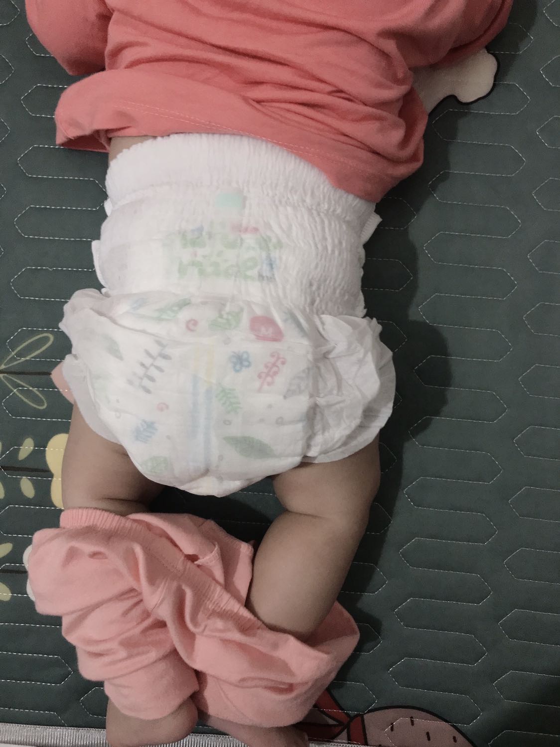 hơn cả mong đợi ạ, mềm mịn mỏng, xuyên đêm k hề bị gì luôn, e mặc cho con 12h vẫn ok ạ, đã dùng bỉm này k muốn dùng loại # luôn ❤️❤️❤️