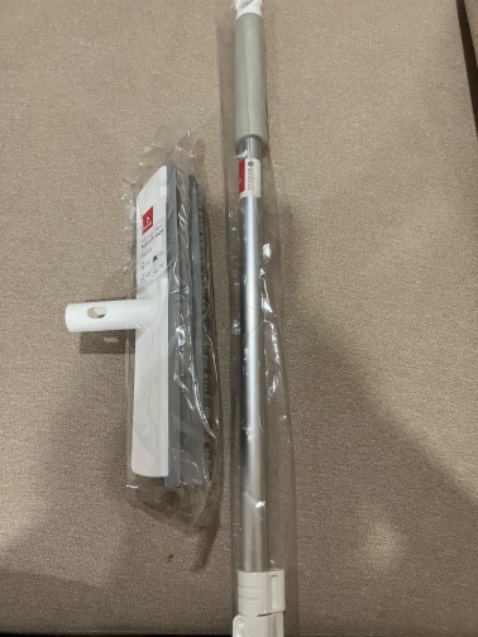 Rất thích sản phẩm của hãng. Chất lượng rất okie. Mình mua mấy cái thùng rác rồi cây lau kính kệ xà phòng đủ thứ. Dùng cả năm rồi. Giờ lại mua thêm nữa