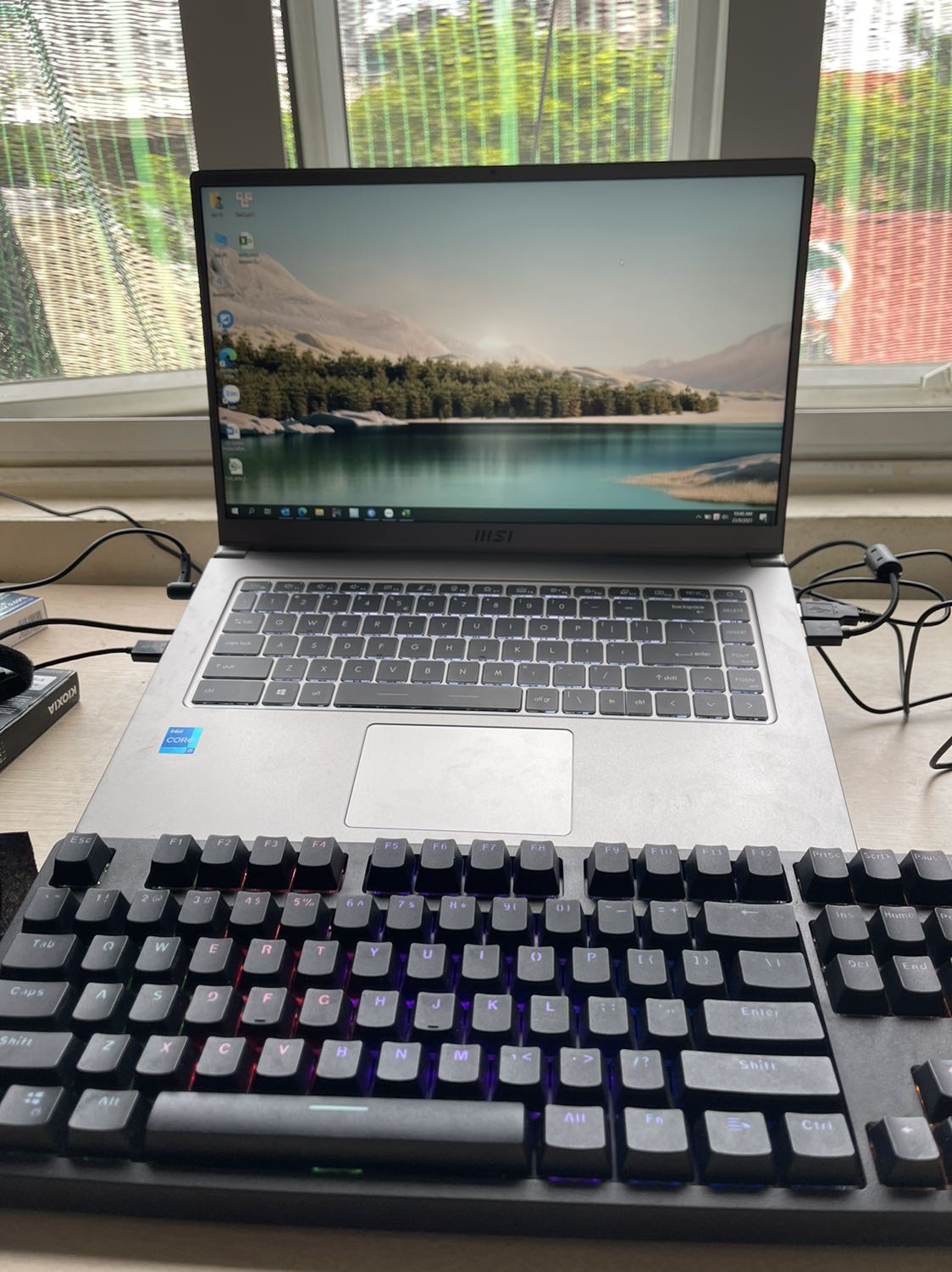 Giao hàng nhanh chóng, chuyên nghiệp. Mỗi tội thùng hơi méo