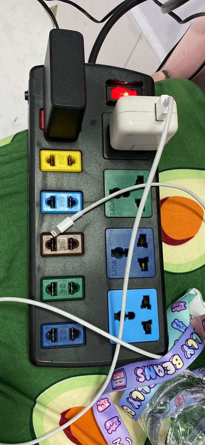 Xài tốt, tiện lợi. Vừa sạc dc 3 chấu, 2 chấu. Chắc chắn.