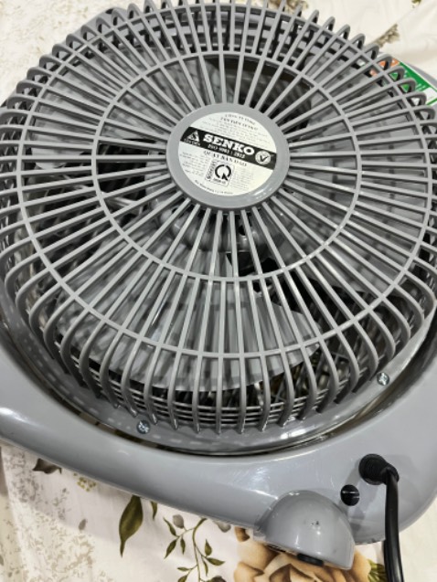 Mua quạt dùng được mấy ngày thì bị lỗi, gửi bảo hành mất thêm 1 tuần rồi Tiki gửi lại cho cái quạt đã qua sử dụng. Cách làm việc rất tệ Mua quạt dùng được mấy ngày thì bị lỗi, gửi bảo hành mất thêm 1 tuần rồi Tiki gửi lại cho cái quạt đã qua sử dụng. Cách làm việc rất tệ