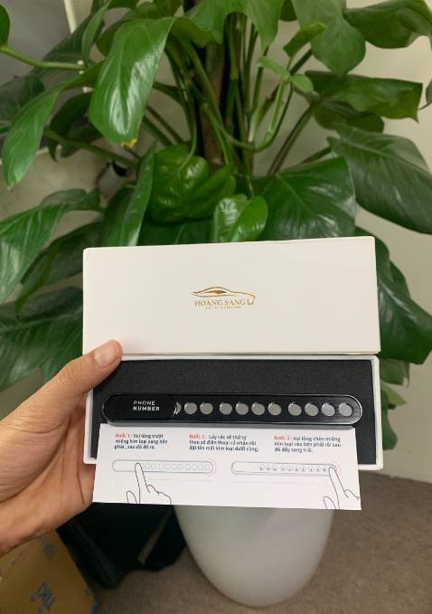 Vừa nhận hàng , vội chụp 1 tấm ảnh, có thể nhận xét là hàng rất cao cấp, có hướng dẫn sử dụng đầy đủ , có số dự phòng. Mình rất hài lòng về sản phẩm! 
Cảm ơn TIKI!