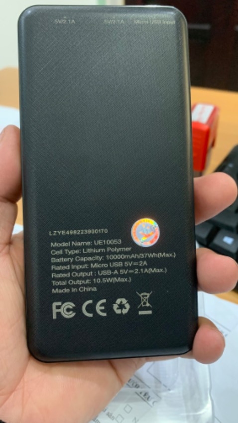 Hàng ổn. Shop đã bóc seal hộp ra để dán tem. Các ổ cắm sạc lên pin. Hy vọng bền. Vote shop 5 sao