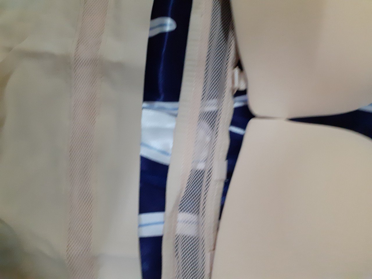 hàng đẹp, giao hàng nhanh, áo và quần vừa in. Khuy cài trước rất tiên lợi, giá rẻ mà đẹp, chúc shop buôn may bán đắt,