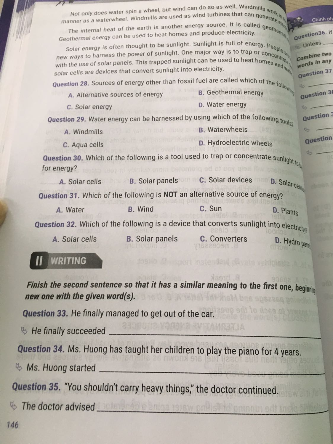 Sách soạn rất rõ ràng, màu đẹp, dễ đọc, giấy không mỏng, giao hàng rất nhanh chóng, nhưng cấu trúc bộ đề của sách này KHÔNG 100% giống với cấu trúc đề thi tuyển sinh vào lớp 10 ở HCM