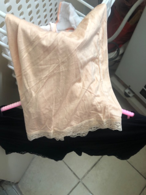 Quần mặc thoải mái, hàng mềm mịn… nói chung là hài lòng với sản phẩm này.