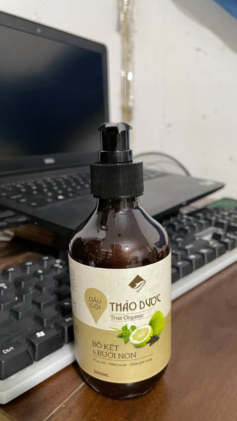 Nhận được hàng rồi nhé shop. Shop giao hàng Nhanh lắm, nhận hàng là thích mê luôn Mùi thơm dễ chịu lại lưu hương lâu.Giá cả lại rẻ nữa. Shop tư vấn rất nhiệt tình, sẽ ủng hộ shop lần sau nhé.Chất lượng  tốt