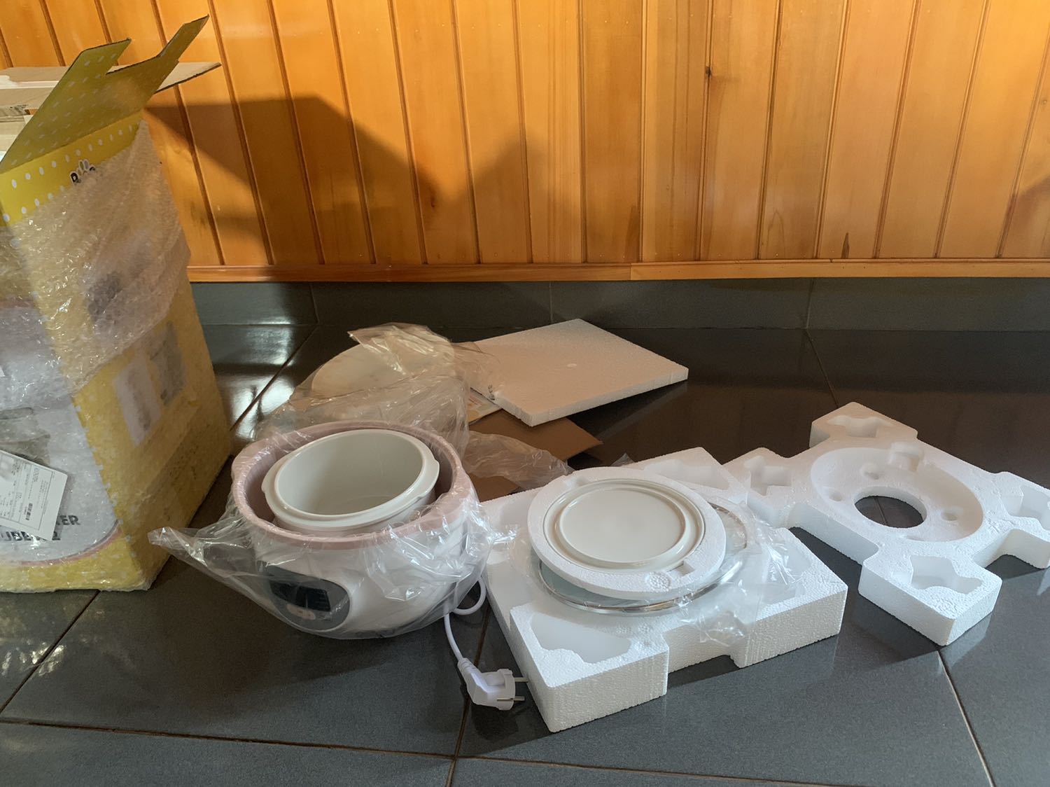 Sản phẩm rất đẹp, chắc chắn nha mọi người. Rất thích cách phục vụ của Shop, rất chuyên nghiệp cực luôn. Sản phẩm rất đẹp, chắc chắn nha mọi người. Rất thích cách phục vụ của Shop, rất chuyên nghiệp cực luôn.