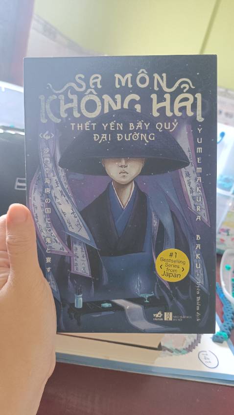 Quá buồn về lần giao hàng này. Thật lòng rất thích TiKi mà khâu đóng gói sp tệ như là gì vậy á má. Đó giờ đặt ko ít mà nay nhận hàng thấy phát quạo, vốn dỉ rất ổn cho đến khi nhìn thấy bìa bị gập... Ít ra sách ko bọc seal hay gì thì cũng cố gắng bọc chống sốc cho khách chứ có đâu sách ngta mua về ngta nâng niu sưu tầm mà nhận về gáy bìa cong ai ko quạo. Mong rất rất rất mong Tiki đóng gói cẩn thận cho các đơn hàng sách.