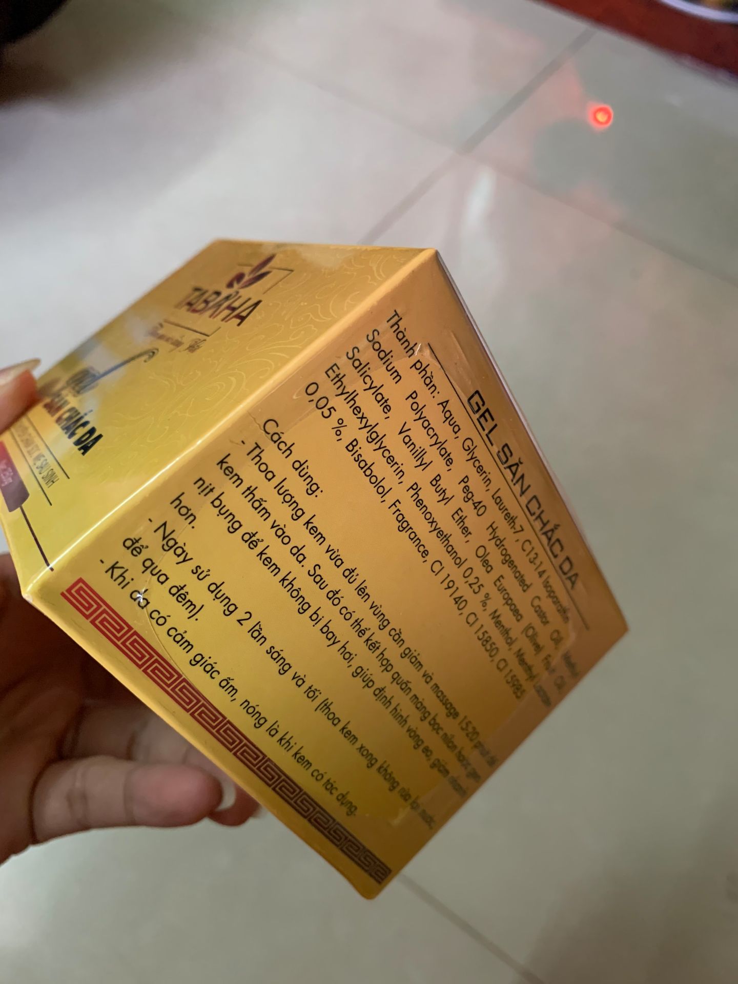 Hàng chuẩn,xuất xứ đảm bảo. Shop giao hành nhanh
mình bôi và kết hợp thể dục nữa thấy giảm bụng hẳn Hàng chuẩn,xuất xứ đảm bảo. Shop giao hành nhanh
mình bôi và kết hợp thể dục nữa thấy giảm bụng hẳn