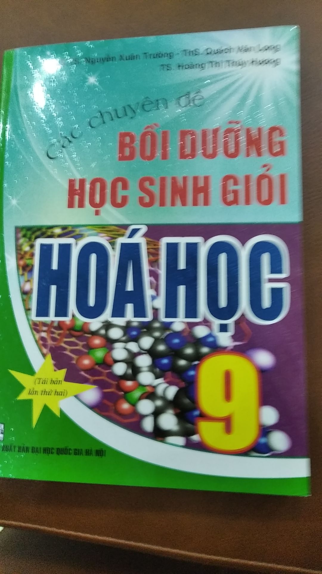 giao hàng rất nhanh sách rất đáng để mua