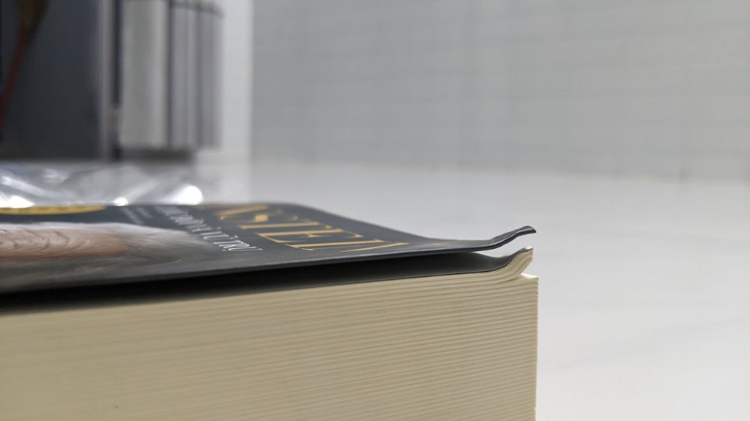 5* ủng hộ nhe. vì góc sách hơi bị cong, mong shop bảo vệ sách bằng những miếng xốp mỏng....để sách đến đc khách hàng với chất lượng tốt nhất