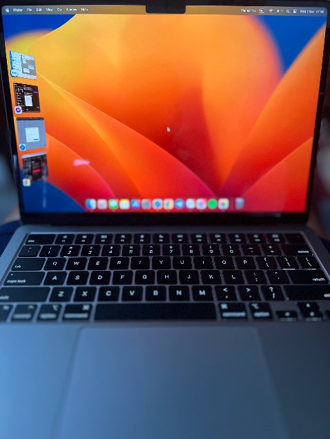 Giao hàng rất nhanh chỉ trong 2h và máy rất đẹp.