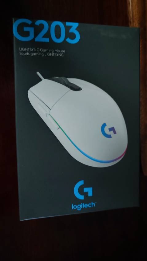 Tiki giao hàng siêu nhanh, đóng gói cẩn thận.
Chuột nguyên seal, do TEC không phải do Digiworld phân phối, mua được giá sale 8.8 khá tốt. Tiki giao hàng siêu nhanh, đóng gói cẩn thận.
Chuột nguyên seal, do TEC không phải do Digiworld phân phối, mua được giá sale 8.8 khá tốt.