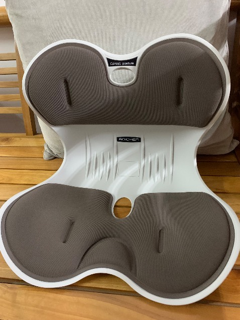 Đẹp, chắc chắn, ngồi thoải mái dễ chịu. Hôm nay tui đặt mua thêm 1 cái nữa cho mình. Cám ơn tiki, cám ơn shop và các comment của các khách hàng đã mua 🌺🌺🌺