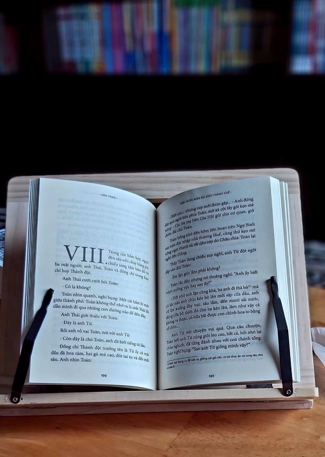 Cách kể chuyện chân thực, giản dị và nhiều chi tiết cảm động khiến cho ấn bản này được các bạn nhỏ thích thú. Mình luôn thích sách của NXB Kim Đồng. Đang trong thời điểm cách ly toàn tp nhưng Tiki vẫn đảm bảo giao hàng an toàn và tiện lợi. Ủng hộ Tiki lâu dài. Thanks!