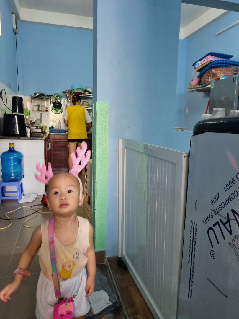 giao hàng siêu nhanh .mũ đúng kt.màu và có tem bảo hành đầy đủ