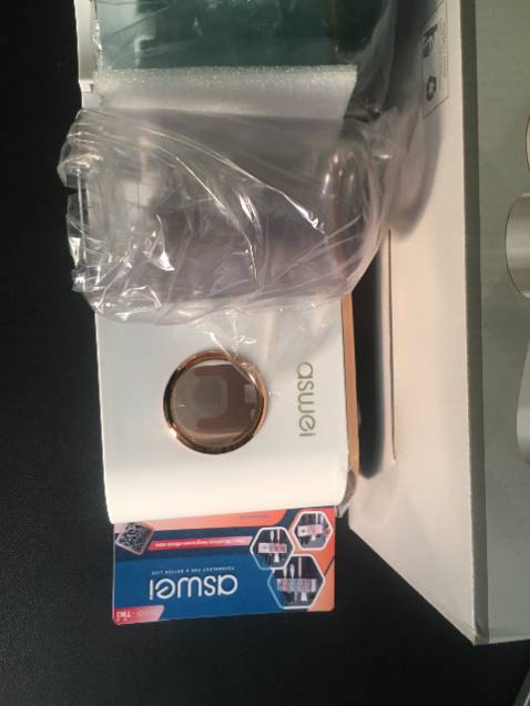 ◯ Nhận hàng trong buổi chiều mưa... buồn.Nhưng cũng khá hài lòng vì mua được sản phẩm ưng ý.
│
◯ Kiểu dáng thiết kế đẹp lắm, sang, xịn.
│
◯ Chất liệu là nhựa thuộc dòng tốt.
│
◯ Ly đẹp.
│
◯ Miếng dính chắc chắn, mình có làm theo hướng dẫn trên bài của nhà sản xuất là để keo khô hơn 12 tiếng cho chắc ăn.
│
◯ Cả gia đình đều thích, mẫu mới, hàng đẹp.
│
◯ Sẽ mua thêm 1 bộ nữa về lắp thêm trong phòng tắm còn lại.
│
◯ Sản phẩm tốt, mình sẽ giới thiệu thêm cho Shop nha.
│
◯ Dài dòng quá... chấm 5 sao.