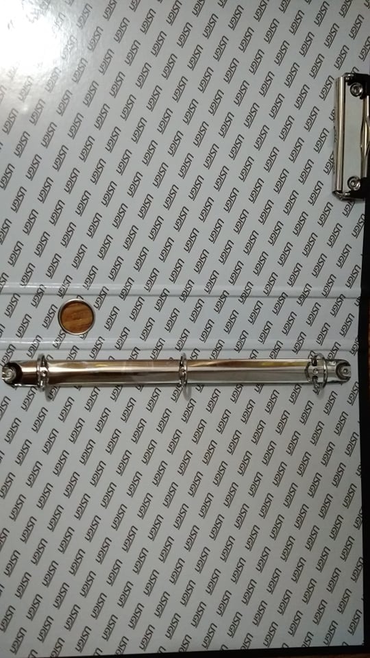 phần kẹp giấy bị đóng ngược nên không kẹp được. nhưng nhìn chung nếu hàng ko lỗi thì mk sẽ để 5 sao luôn. thật sự rất tiếc