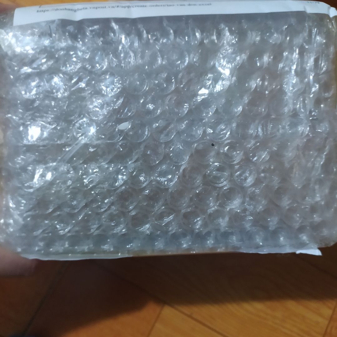 shop đóng gói hàng rất cẩn thận, bé nhà mình khoái món này lắm luôn