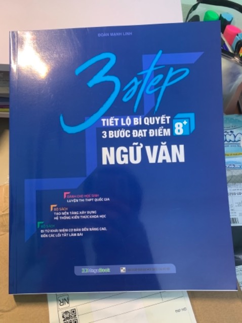 Sách aim 8+ nhưng quyết tâm 9+. Sách dày, đẹp, chất lượng vô cùng luôn. Giá lại còn hạt dẻ nữa chứ. Tiki giao hàng thì đỉnh nhất quả đất rồi. Đóng gói xịn xò các kiểu