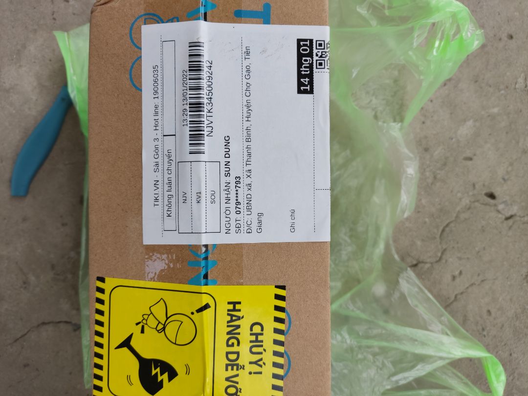 Sản phẩm thì ok, mua 4 lần bị 3 lần kèm quà tặng nhưng chẳng thấy đâu. vậy làm ơn mai mốt đăng đừng để kèm quà tặng để kh khỏi phiền. cho 2 sao cho chất lượng sp. 000 sao cho cách bán hàng *** kh hàng, ko tôn trọng kh