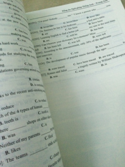 Sách đẹp ,bìa cũng oke ko bị méo mó gì cả ,với chung là oke nèk,giao cũng nhanh nữa kkkkk