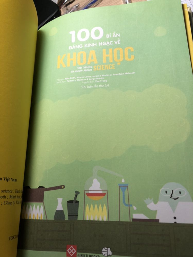 Sách rất đẹp, sản phẩm chất lượng, giao hành nhanh và đóng gói cẩn thận📚 Sách có màu, nội dung có hình ảnh minh hoạ, kiến thức trong sách rất nhiều và mới, NÊN MUA vì sách đọc rất hấp dẫn hình ảnh cũng rất đẹp