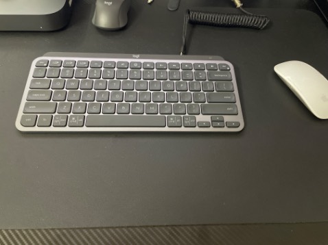 Gõ sướng, nhỏ gọn, setup lên bàn thấy đẹp hẳn!