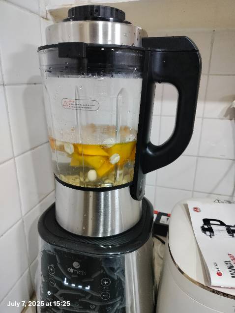 Máy chắc chắn, nhiều chế độ cho các nhu cầu khác nhau, máy mùa hôm nay nên mới thử chế độ sữa thảo mộc okie. Tuy nhiên, do công suất mạnh nên máy khá ồn, nên chú ý và cân nhắc trước khi mua