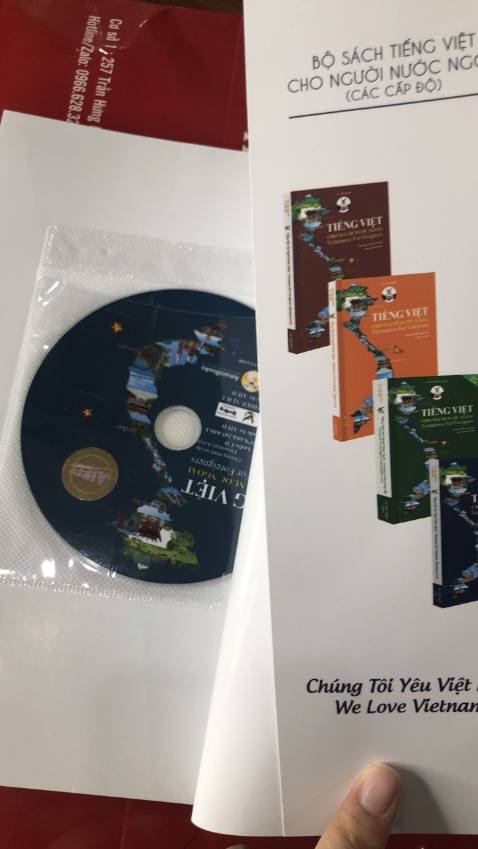 Shop đóng gói cẩn thận, nội dung sách dạy chi tiết, phù hợp với người nước ngoài muốn học tiếng Việt Nam. Giá tốt