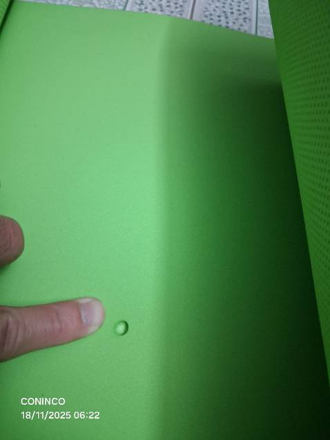 Độ bám sàn chắc. Chất mềm mại. Màu sắc đẹp. Hàng có vài lỗ.