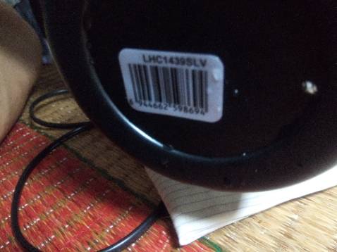 Xuất xứ từ trung quốc nha mn. Không biết hàng này kiểm tra chất lượng như thế nào nữa. Mong được tư vấn. Nghe nói có bảo hành 6 tháng mà không thấy tem phiếu, chắc bảo hành sáng tháo chiều tháo riết chết người tiêu dùng. Đôi lời tâm sự.